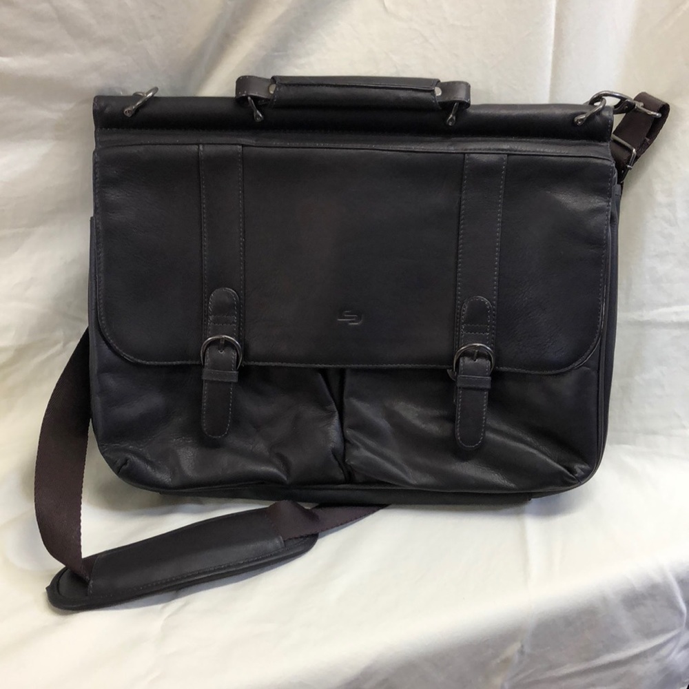 Leather Solo laptop bag